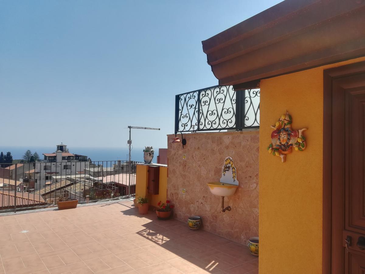 Attico Sole Luna Taormina Exterior foto